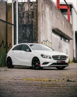 Mercedes-Benz A 180 d Urban — fotografia 1