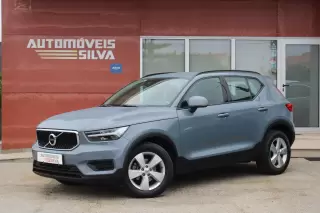 Volvo XC 40 2.0 D3 Momentum Geartronic — fotografia 1