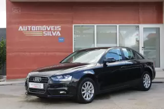 Audi A4 2.0 TDI Advance — fotografia 1