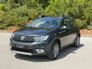 Dacia Sandero Stepway Tce 100 Prestige — fotografia 1