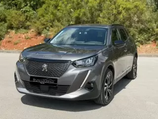 Peugeot 2008 1.5 BlueHDi Allure Pack — fotografia 1