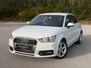 Audi A1 Sportback 1 0 Tfsi Ultra Sport — fotografia 1