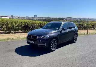 BMW X5 25 d sDrive Comfort 7L — fotografia 1
