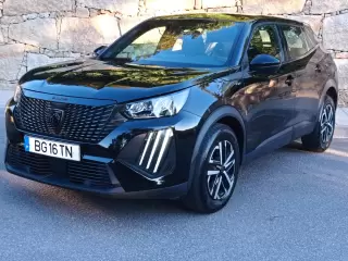 Peugeot 2008 1.2 PureTech Active — fotografia 1