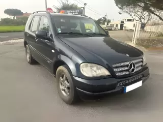 Mercedes-Benz ML 270 CDi — fotografia 1