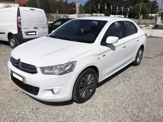 Citroën C-Elysée 1.6 BlueHDi Exclusive — fotografia 1