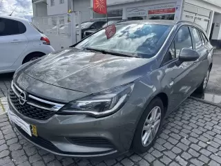 Opel Astra Sports Tourer 1.0 Edition S/S — fotografia 1