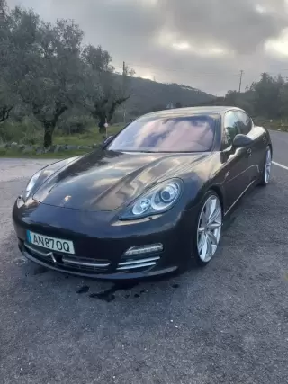 Porsche Panamera Platinum Edition — fotografia 1