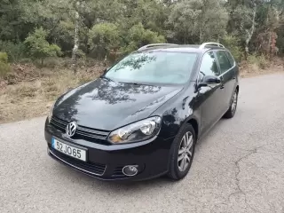 VW Golf Variant 1.6 TDi Confortline — fotografia 1