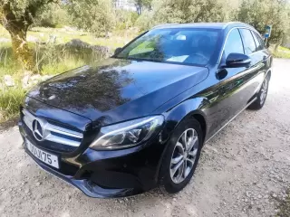 Mercedes-Benz C 220 BlueTEC Avantgarde+ Aut. — fotografia 1