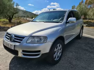 VW Touareg 5.0 TDi V10 Tiptronic — fotografia 1