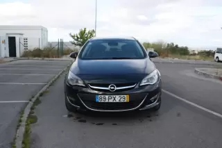 Opel Astra Caravan 1.7 CDTI — fotografia 1