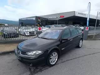 Renault Laguna 1.9 dCi Confort — fotografia 1