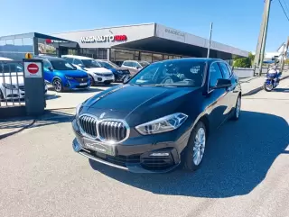 BMW 118 d Line Sport — fotografia 1