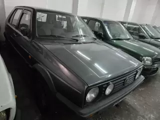 VW Golf 1.6 CL D — fotografia 1