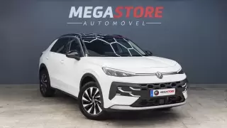 VW T-Roc 1.5 eTSI Life DSG — fotografia 1