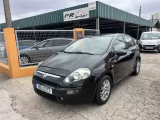 Fiat Punto Evo 1.3 M-Jet Dynamic — fotografia 1