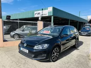VW Golf Variant 1.6 TDi GPS Edition — fotografia 1