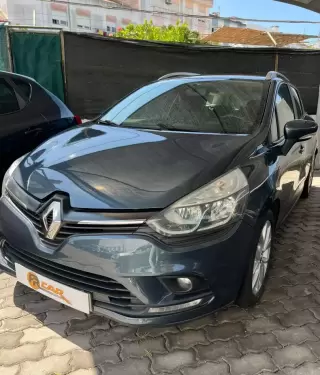 Renault Clio 1.5 DCI — fotografia 1