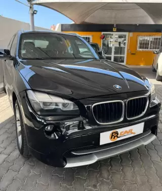 BMW X1 X1 sDrive 18d — fotografia 1
