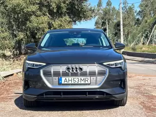 Audi e-tron 55 quattro — fotografia 1