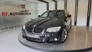 BMW 320 d Cabrio Pack M Auto — fotografia 1