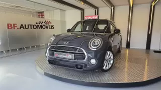 MINI 3 Portas Cooper S Auto Desportiva — fotografia 1