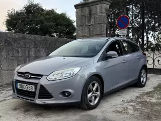 Ford Focus 1.6 TDCI — fotografia 1