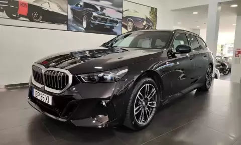 BMW i5 Touring eDrive40
