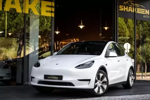 Tesla Model Y Tração Traseira