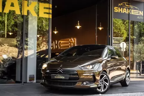 Citroën DS5 2.0 HDi Hybrid4 So Chic CMP6