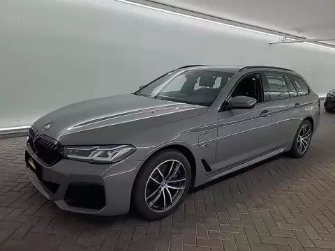 BMW 530e e Pack Desportivo M