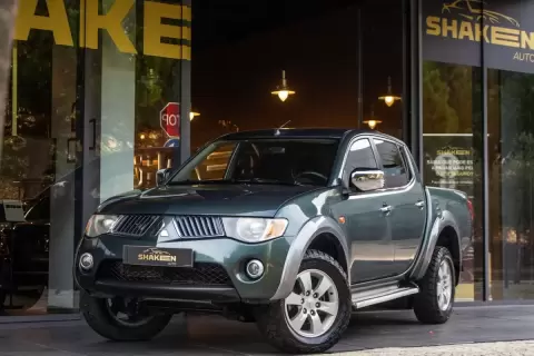 Mitsubishi L200 2.5 TD Strakar Elegance HT