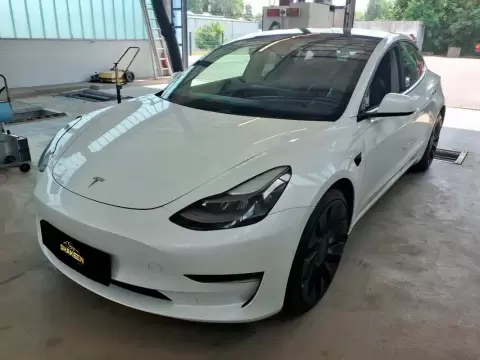 Tesla Model 3 Performance Dual Motor AWD