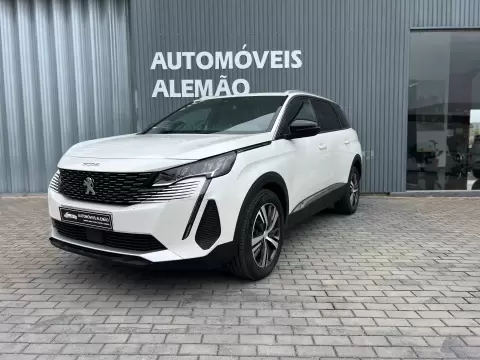 Peugeot 5008 1.2 PureTech Allure EAT8