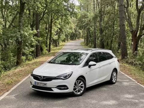 Opel Astra Sports Tourer 1 5 D S S Gs Line