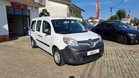 Renault Kangoo 1.5 DCI Maxi - 5 Lugares