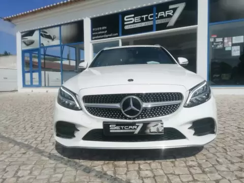 Mercedes-Benz C 200 AMG