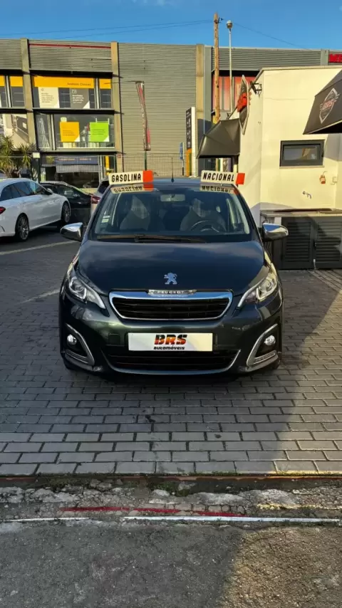 Peugeot 108 1.0 VTi Style