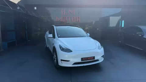 Tesla Model Y RWD
