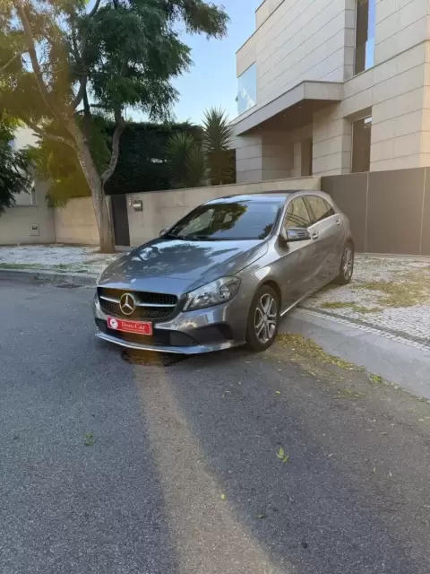 Mercedes-Benz A 180 d BlueEFFICIENCY Edition Style