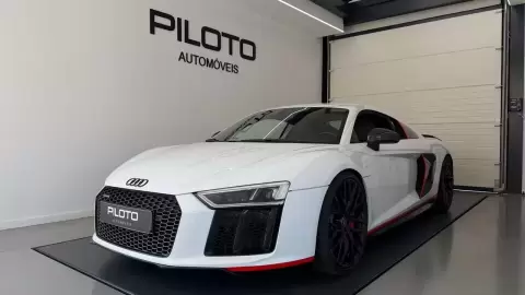 Audi R8 V10 plus 5.2 FSI quattro S tronic