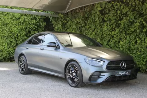 Mercedes-Benz E 300 de AMG Line