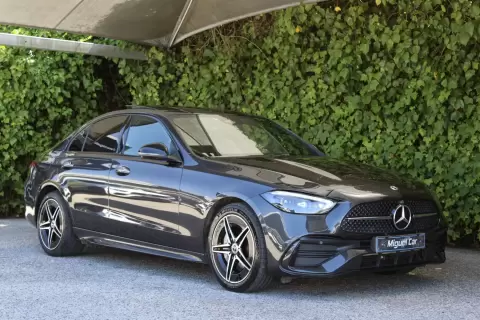 Mercedes-Benz C 300 e AMG Line