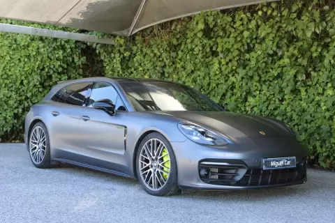 Porsche Panamera Sport Turismo 4 E-Hybrid