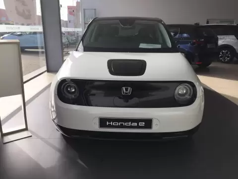 Honda e Standard
