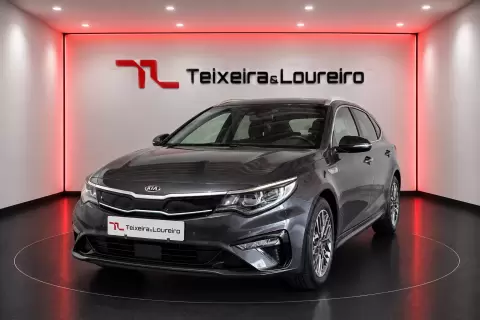 Kia Optima SW 2.0 CVVT PHEV