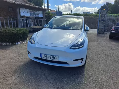 Tesla Model Y Tração Traseira