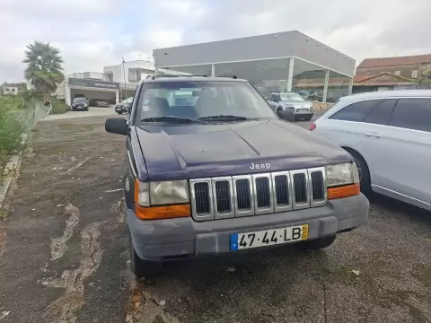 Jeep Grand Cherokee 2.5 TD Laredo
