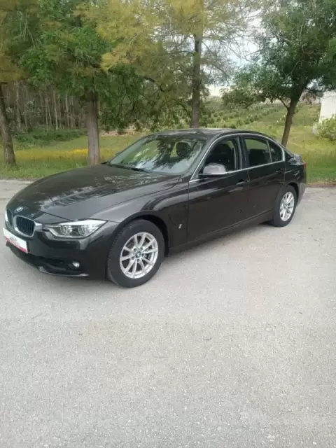 BMW 330e HIBRIDO
